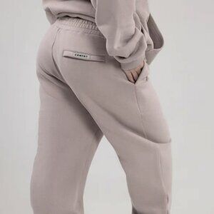NWT Comfrt Travel Essentials Sweatpants